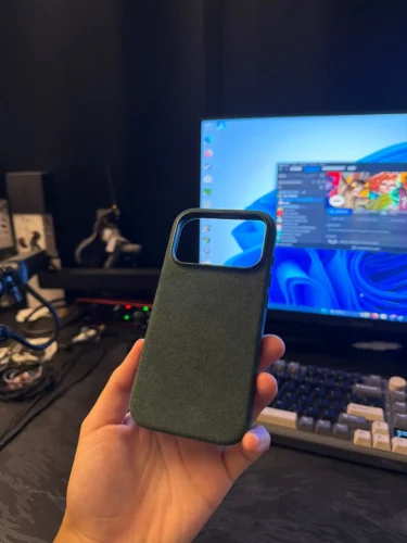 Full-Wrap Italian Alcantara Case for iPhone 16-13 Series | Compatible with MagSafe photo review