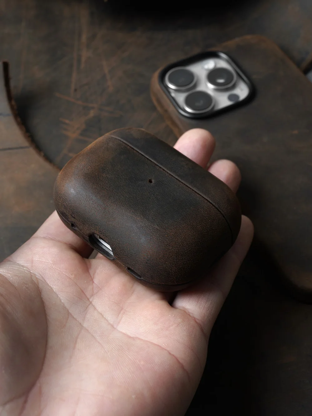 Premium Scars Crazy Horse Genuine Cowhide Leather Case For AirPods Pro 3 & 2 (Ferruginous Brown) - Image 5