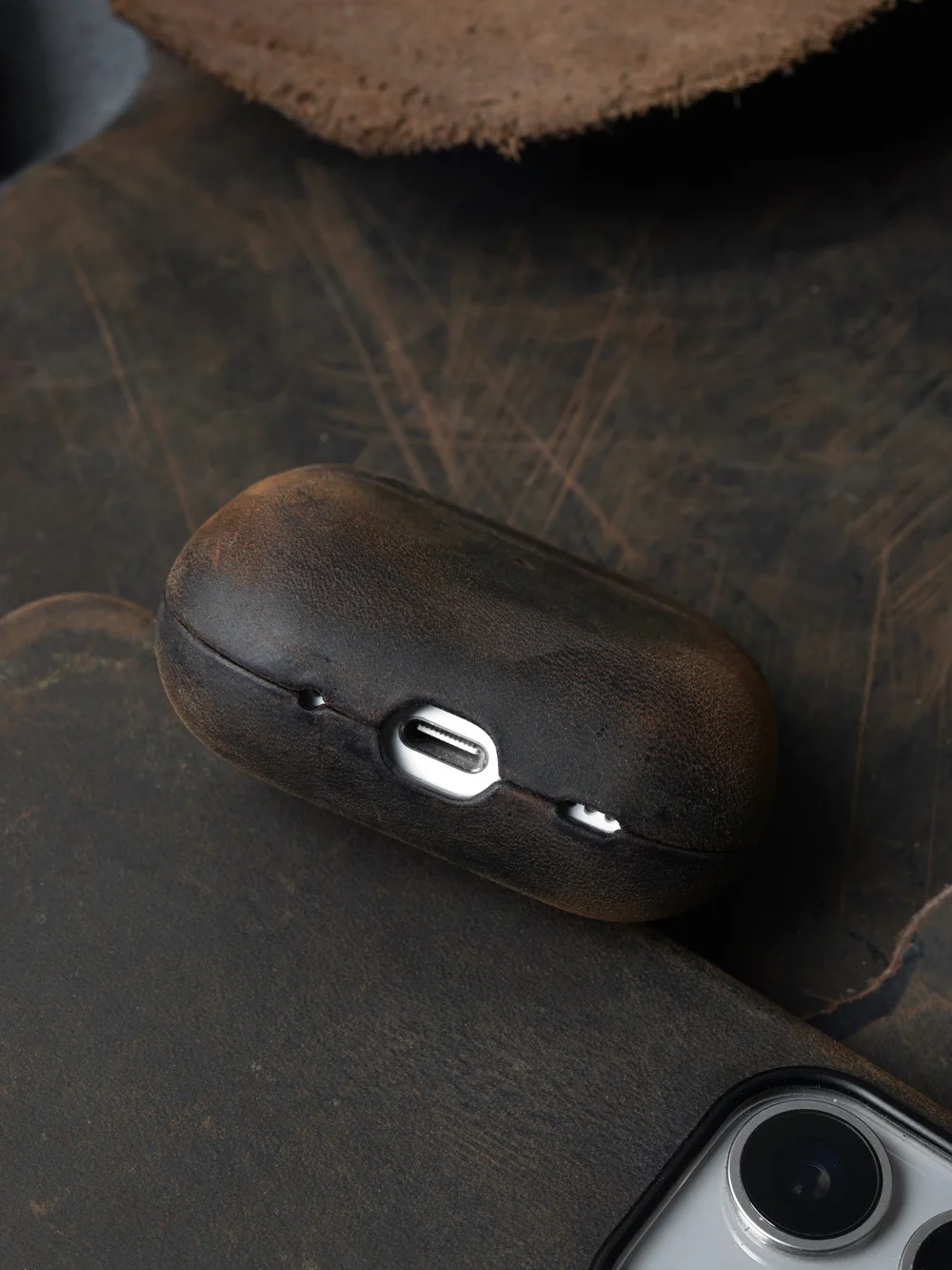Premium Scars Crazy Horse Genuine Cowhide Leather Case For AirPods Pro 3 & 2 (Ferruginous Brown) - Image 9