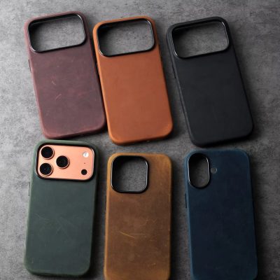 For iPhone 18 Pro & Pro Max Full-Wrap Handmade Genuine Pull-Up Scars Cowhide Leather Cases | Compatible with MagSafe