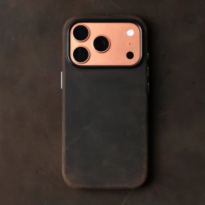 For iPhone 18 Pro & Pro Max Full-Wrap Handmade Genuine Pull-Up Scars Cowhide Leather Cases (Ferruginous Brown) | Compatible with MagSafe